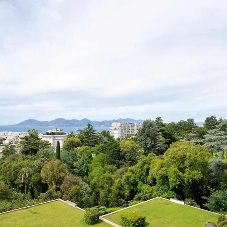 Vue * Cannes